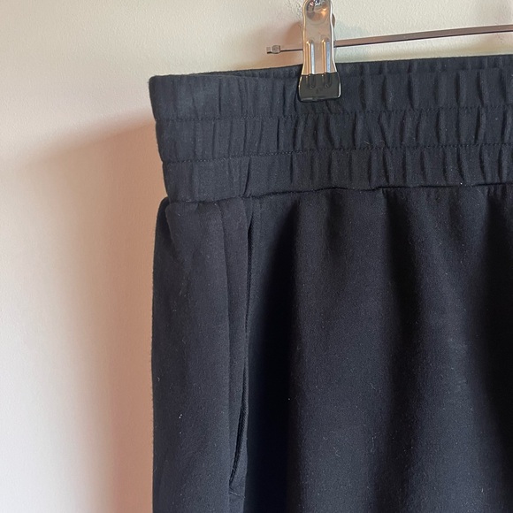 Varley double soft the relaxed pants 250 size large US 10 - Picture 8 of 15